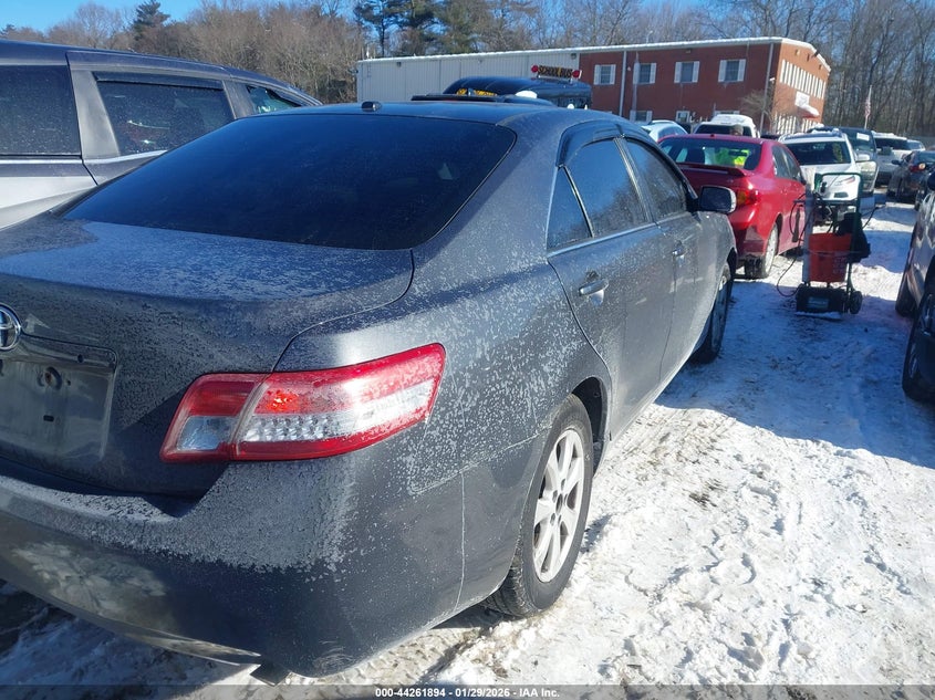 2011 Toyota Camry Le