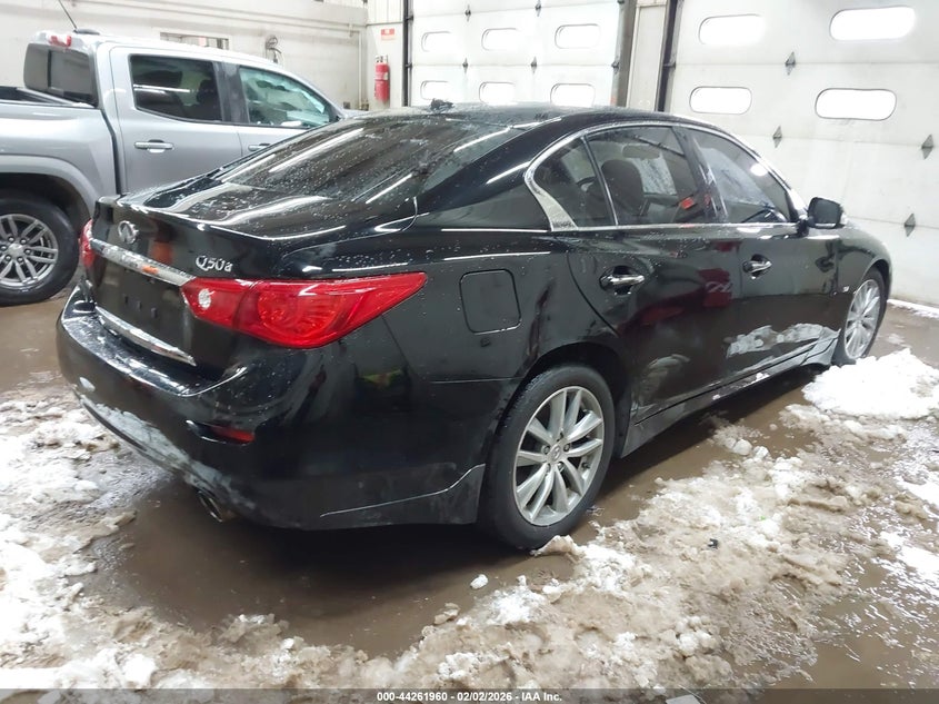 2015 Infiniti Q50