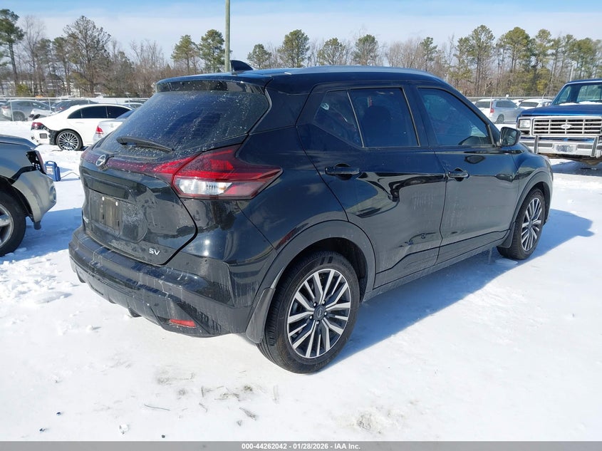 2023 Nissan Kicks Sv Xtronic Cvt