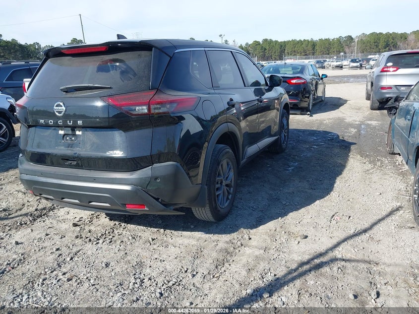 2021 Nissan Rogue S Fwd
