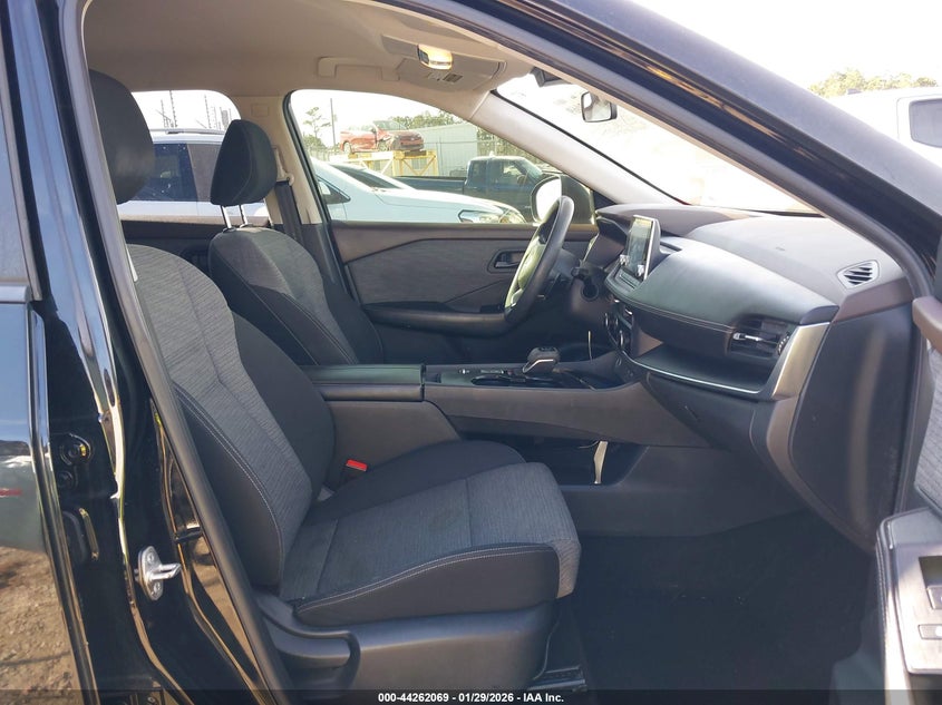 2021 Nissan Rogue S Fwd