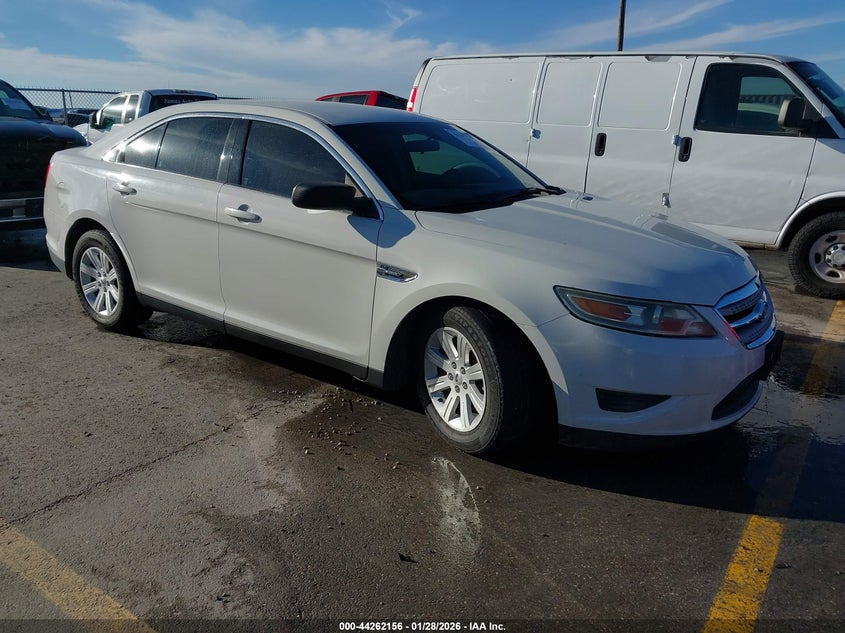 FORD TAURUS SE
