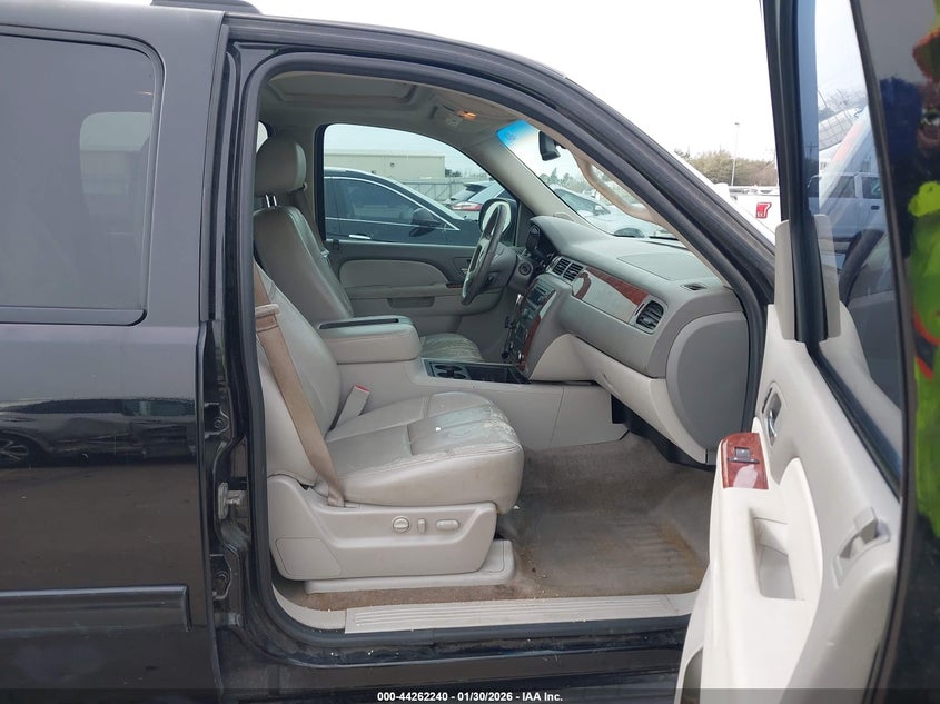 2013 Chevrolet Suburban 1500 Lt