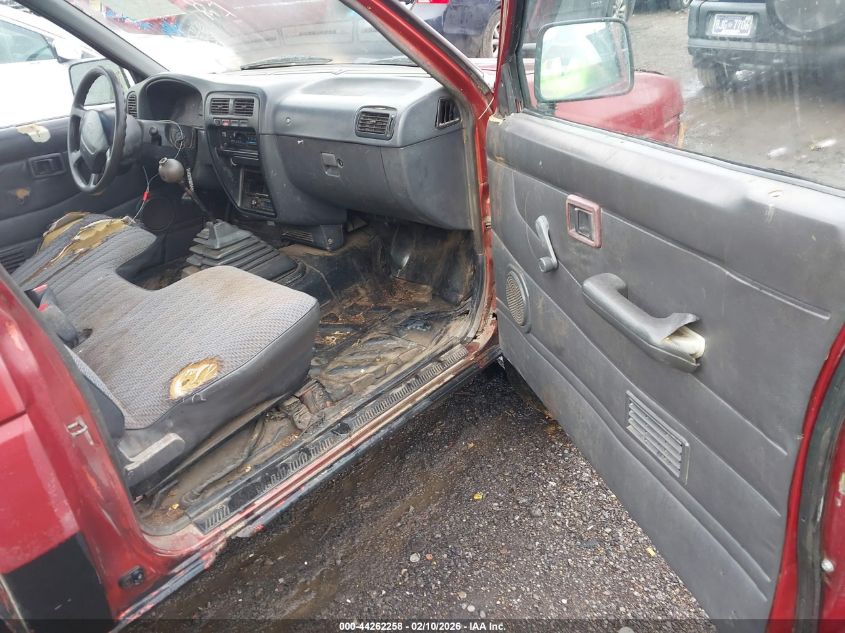 1997 Nissan 4X4 Truck Xe