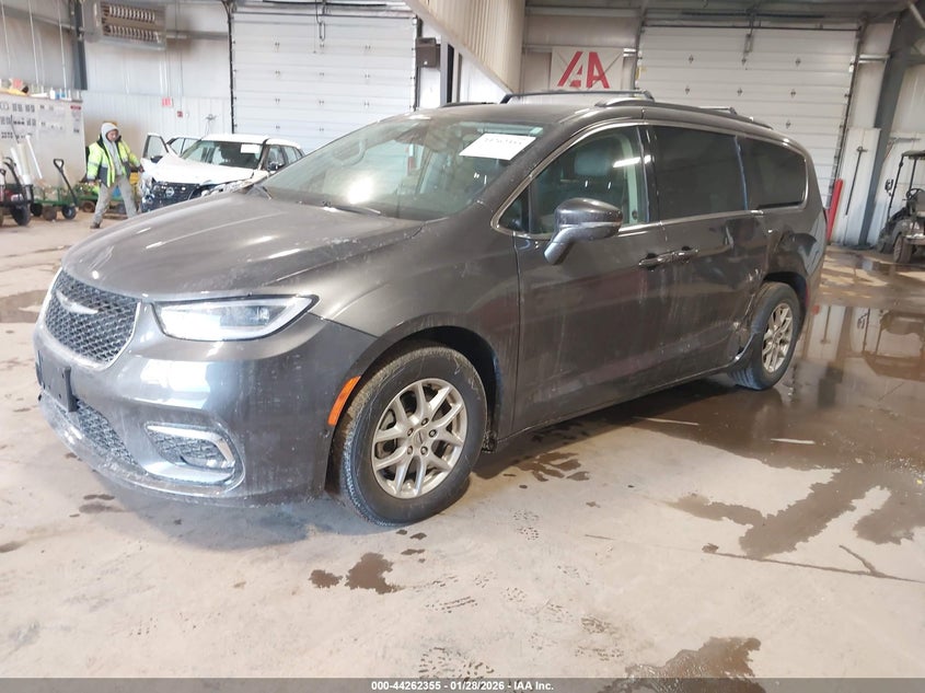 2022 Chrysler Pacifica Touring L