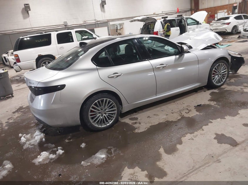 2017 Alfa Romeo Giulia Ti Awd