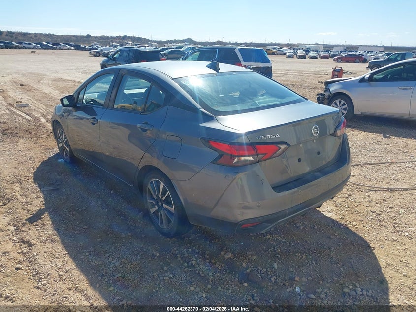 2021 Nissan Versa Sv