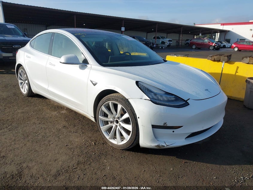 2018 Tesla Model 3 Long Range/Mid Range