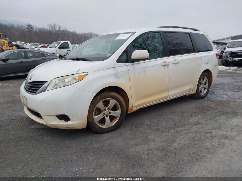 2011 Toyota Sienna Le V6