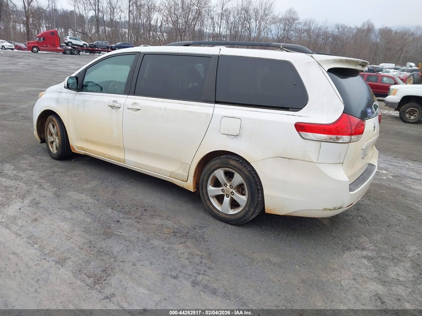 2011 Toyota Sienna Le V6