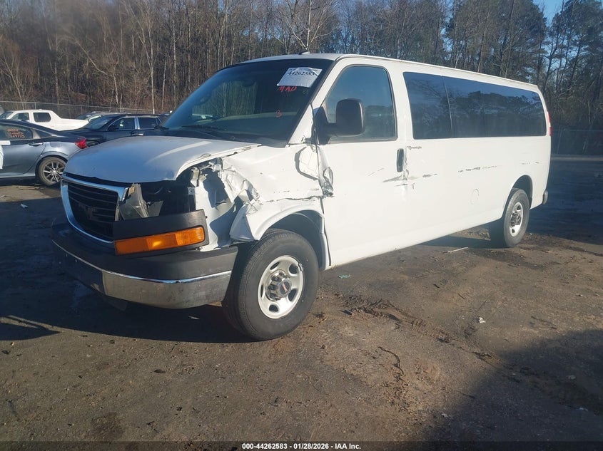 2014 GMC Savana 3500 Lt