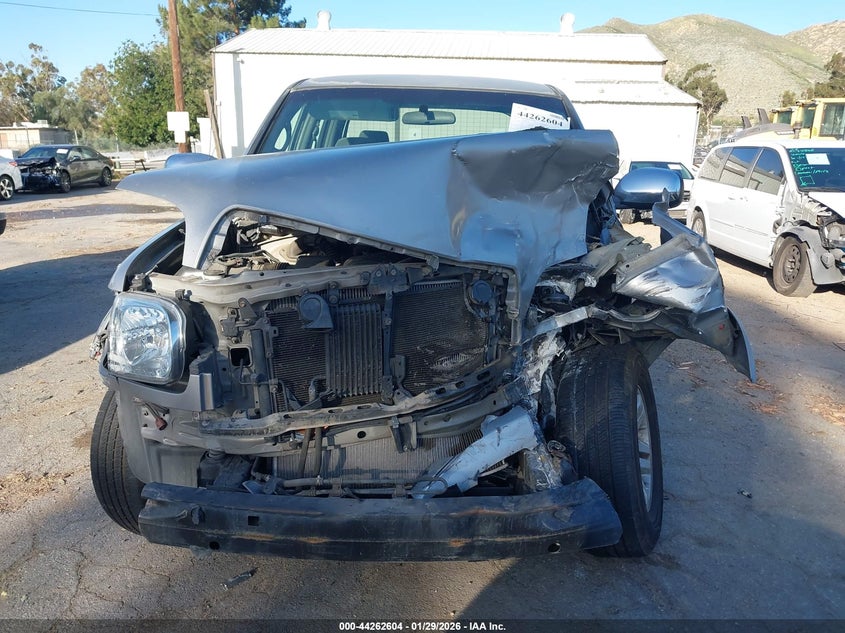 2005 Toyota Tundra Sr5 V8 VIN: 5TBET34105S471371 Lot: 44262604