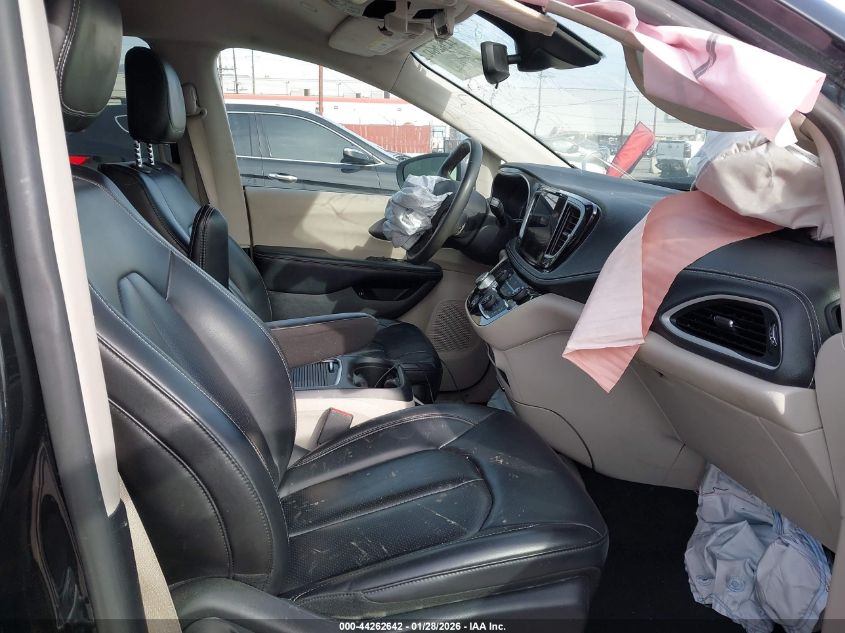 2023 Chrysler Pacifica Hybrid Touring L