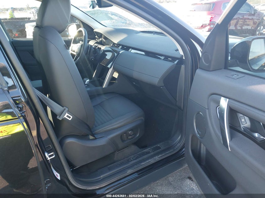 2025 Land Rover Discovery Sport S