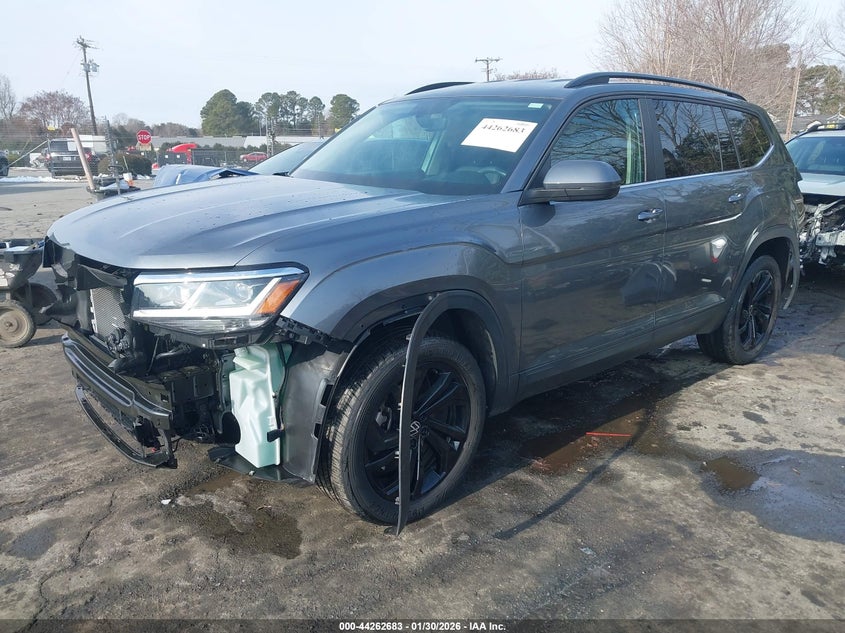 2022 Volkswagen Atlas 3.6L V6 Se W/Technology