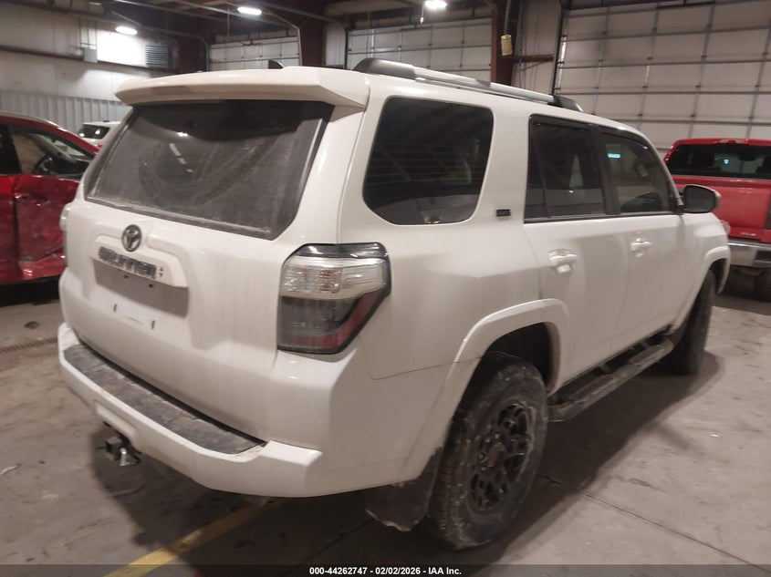 2022 Toyota 4Runner Sr5