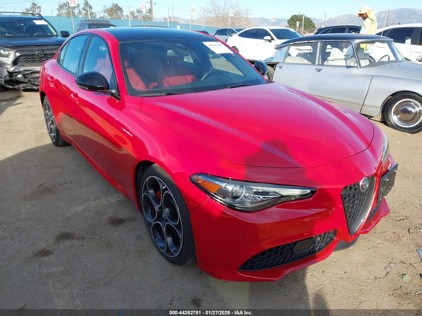 2023 Alfa Romeo Giulia Veloce Rwd