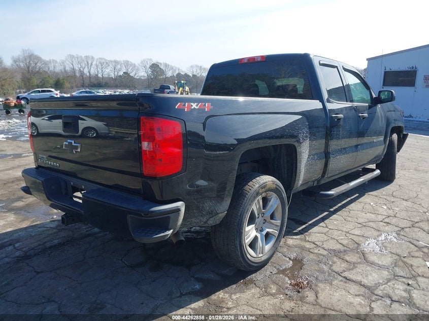 2018 Chevrolet Silverado 1500 Custom
