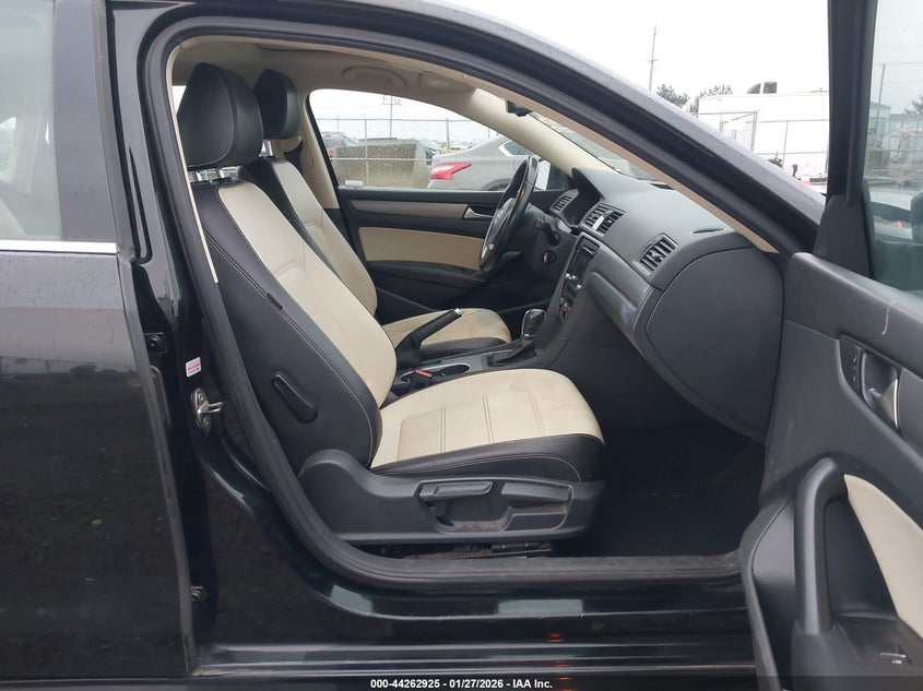 2014 Volkswagen Passat 1.8T Se