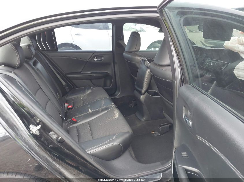 2017 Honda Accord Sport VIN: 1HGCR2F55HA222011 Lot: 44263015