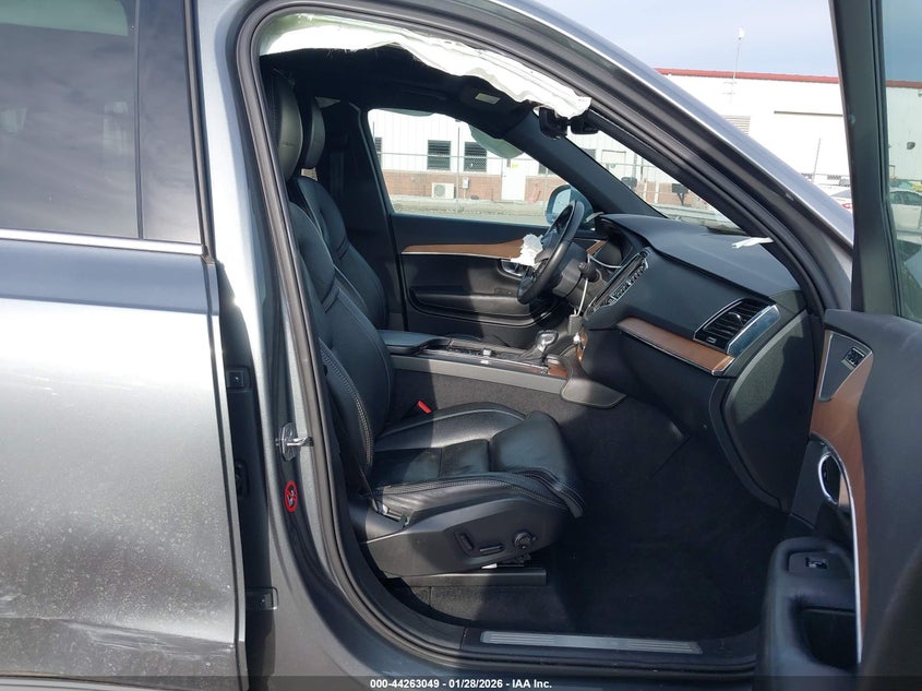 2018 VOLVO XC90 — zdjęcie 5
