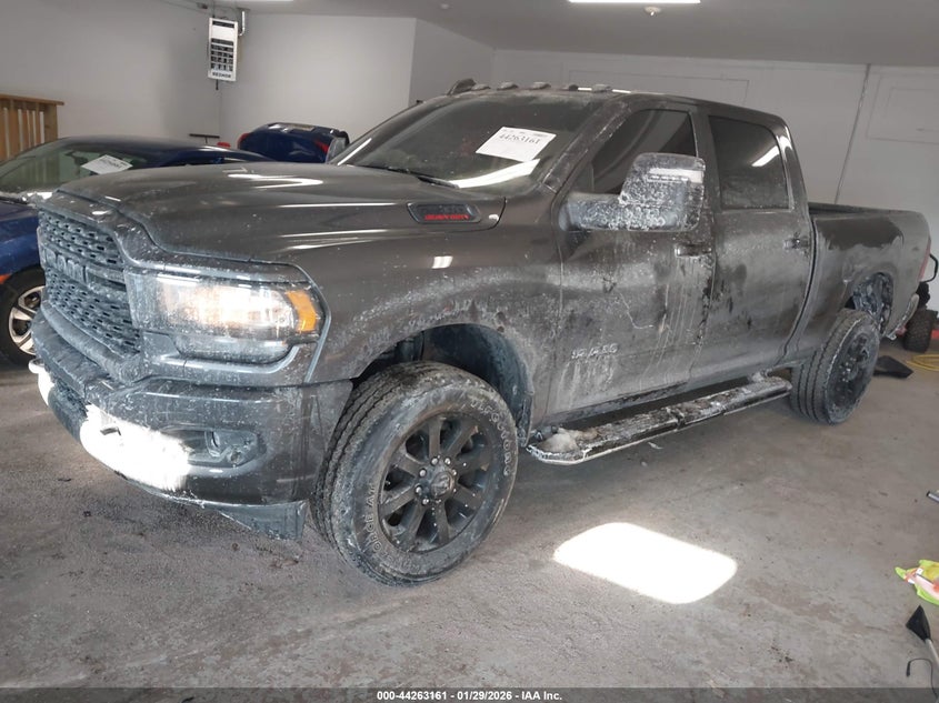 Vin: 3c6ur5dj1rg161805, lot: 44759438, ram 2500 big horn  4x4 6'4 box 20242