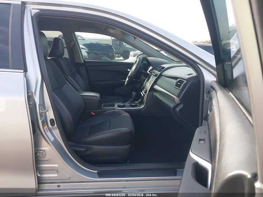 2016 Toyota Camry Se