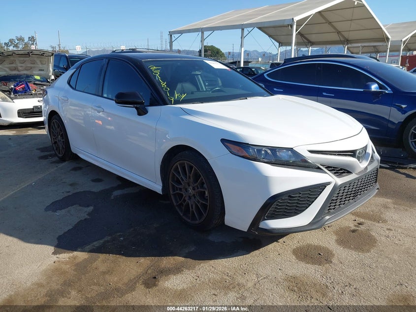 2024 Toyota Camry Se Nightshade