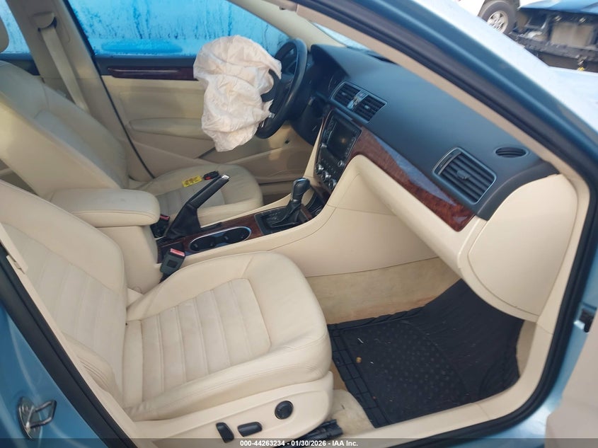 2013 Volkswagen Passat 2.0L Tdi Sel Premium