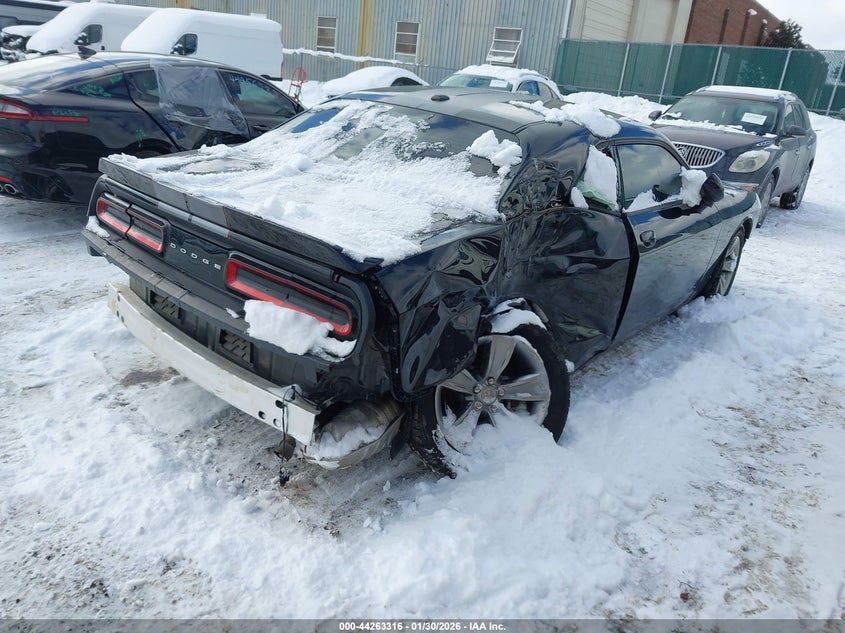 2020 Dodge Challenger Sxt
