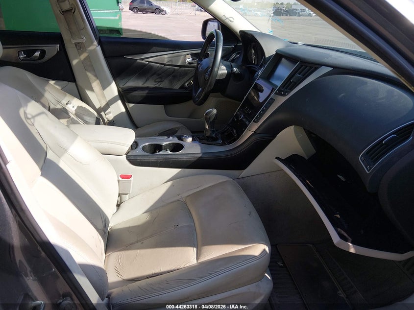 2015 Infiniti Q50 Premium/Sport