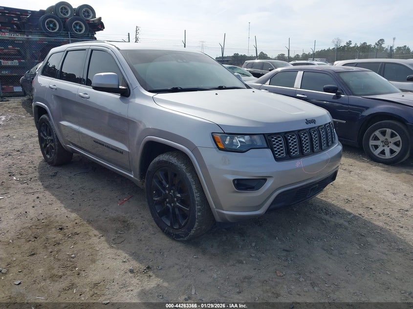 2020 Jeep Grand Cherokee Altitude 4X2