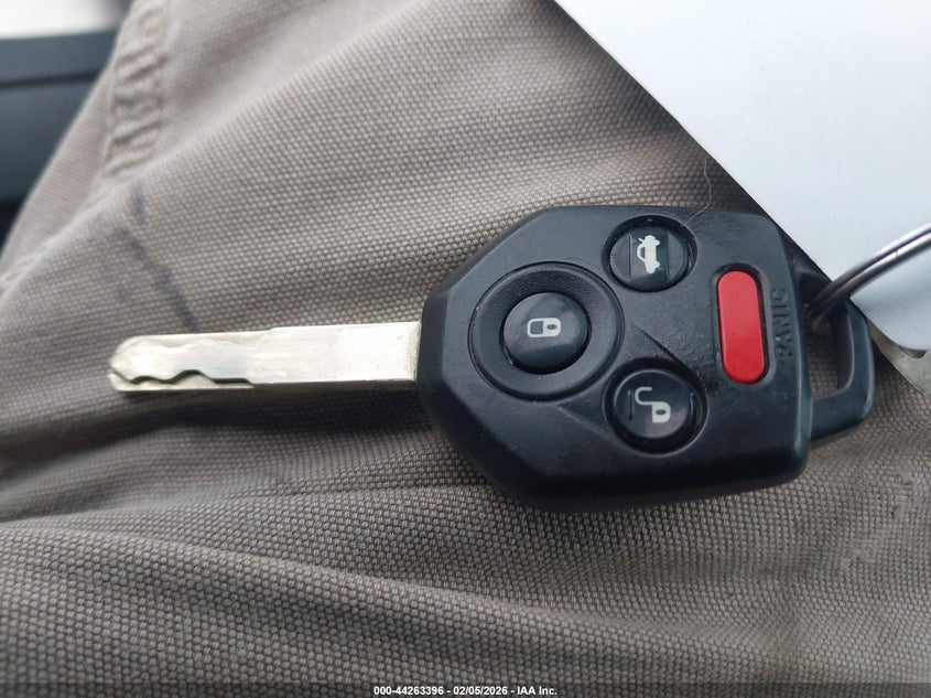 2011 Subaru Legacy 2.5I Limited VIN: 4S3BMCL64B3223285 Lot: 44263396