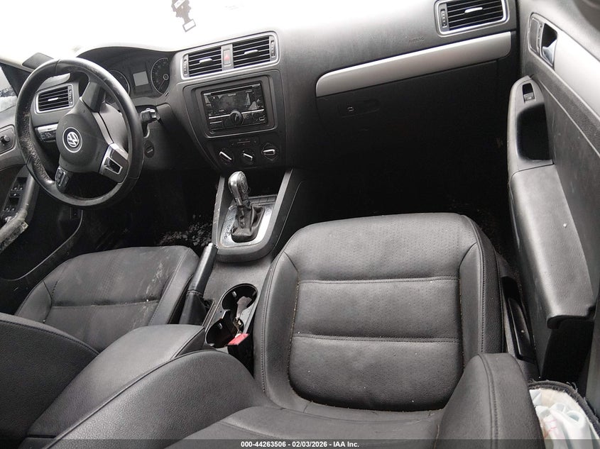 2012 Volkswagen Jetta 2.0 2.0L Tdi white Lot 111044263506 Vin 3VWLL7AJ1CM017585