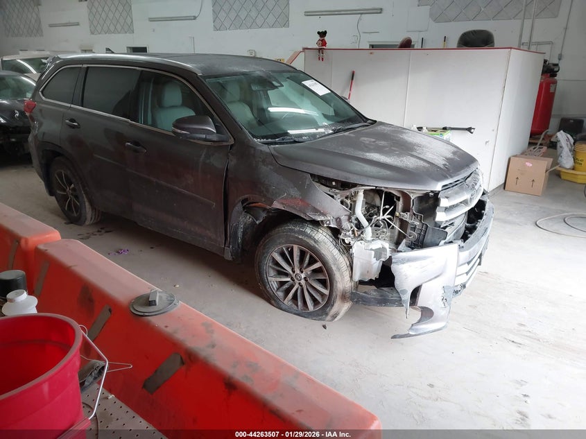 2017 Toyota Highlander Xle