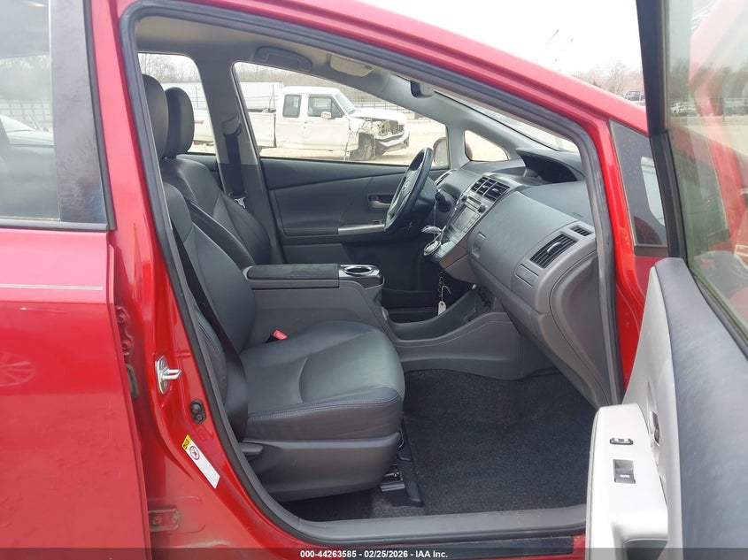 2013 Toyota Prius V Five