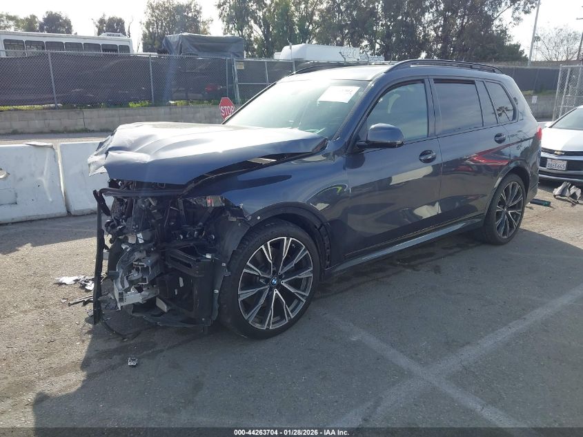 2021 BMW X7 M50I