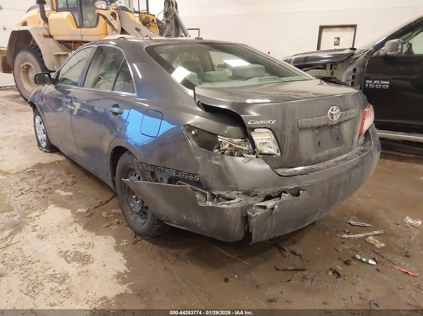 2011 Toyota Camry Le