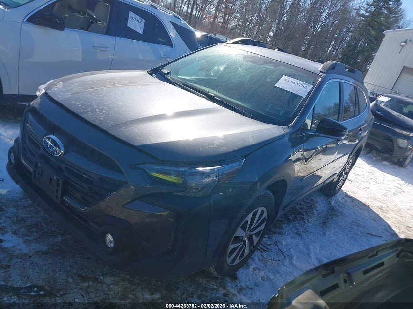 2025 Subaru Outback Premium