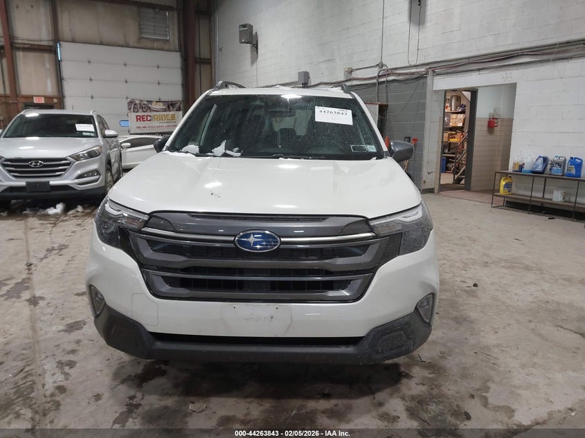 2025 Subaru Forester Premium VIN: JF2SLDDC8SH568160 Lot: 44263843