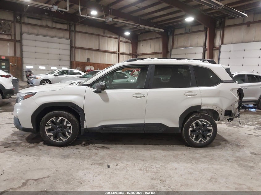 2025 Subaru Forester Premium VIN: JF2SLDDC8SH568160 Lot: 44263843