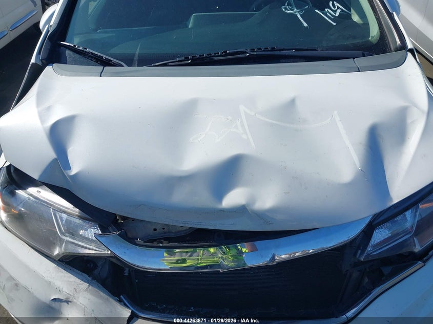 VIN 3HGGK5H46LM722542 2020 HONDA FIT LX