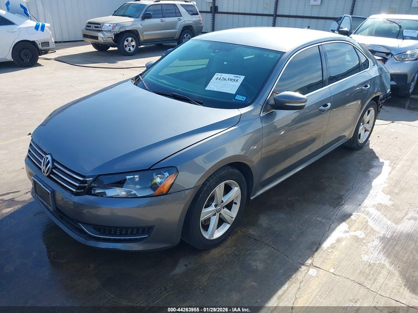 2013 Volkswagen Passat 2.5L Se