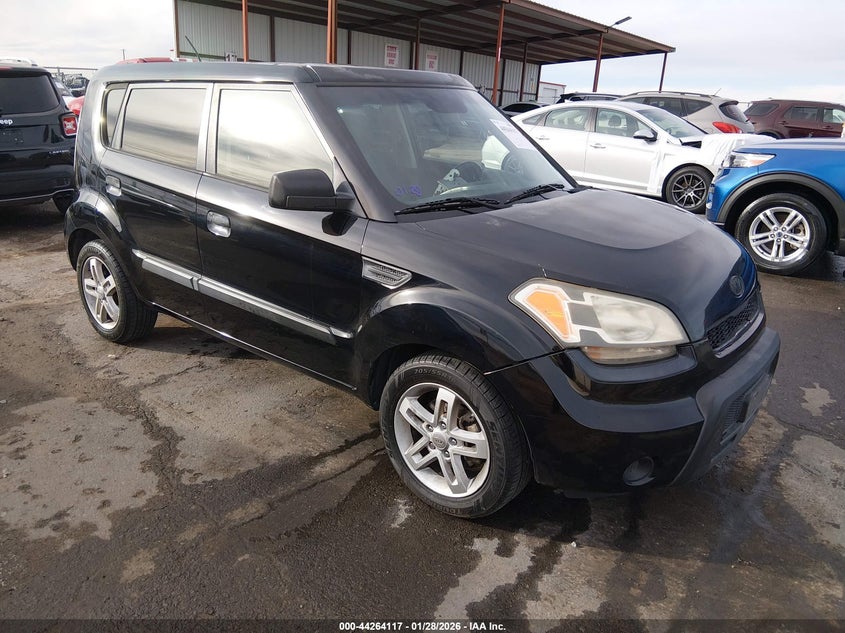 2010 Kia Soul +