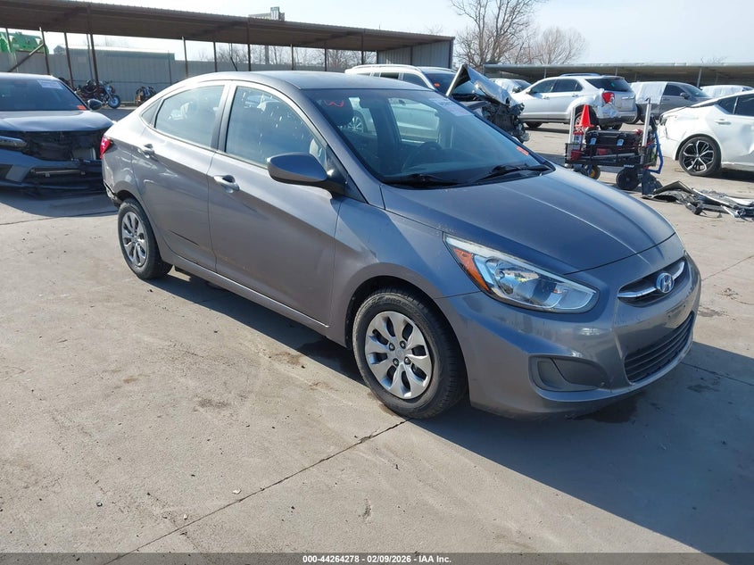 KMHCT4AE0GU966594 HYUNDAI ACCENT Photo 1