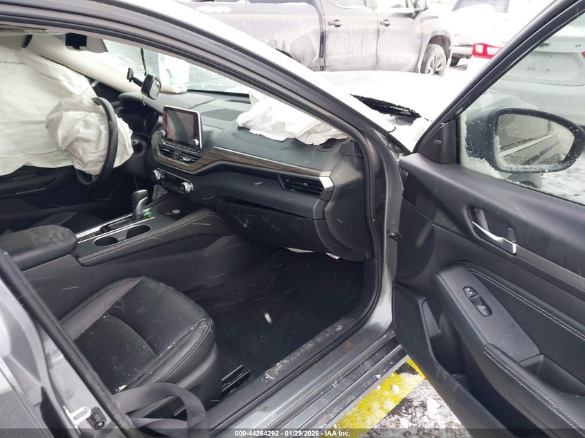 2019 Nissan Altima 2.5 Platinum