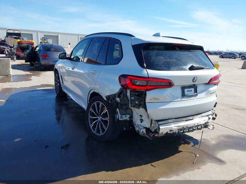 2022 BMW X5 xDrive40I
