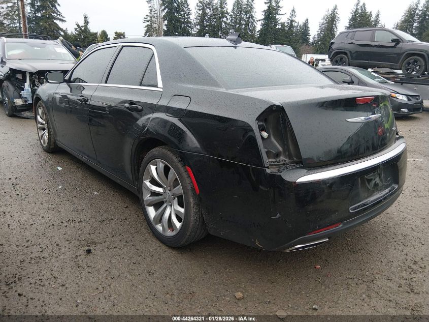 2019 Chrysler 300 Touring L