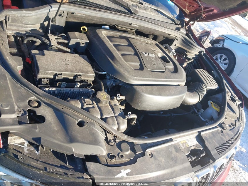 VIN 1C4RJFBGXJC326972 2018 JEEP GRAND CHEROKEE LIMITED 4X4