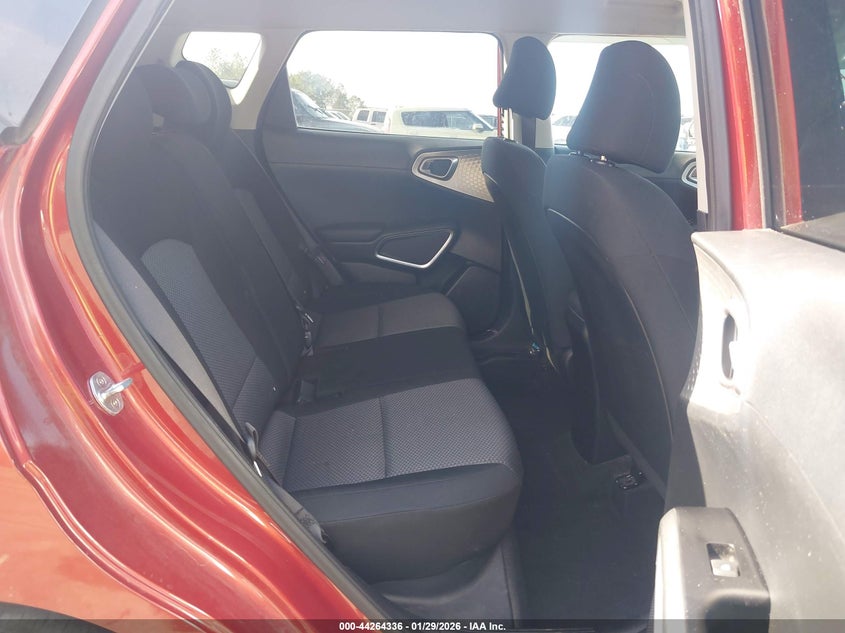 2022 Kia Soul Lx VIN: KNDJ23AUXN7809585 Lot: 44264336